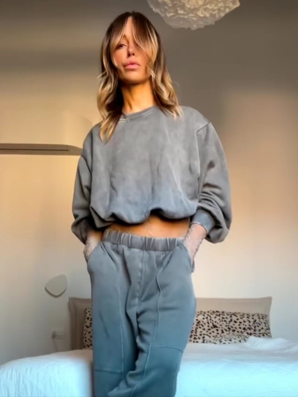 Zara Washed Gray Cropped Sweatshirt.